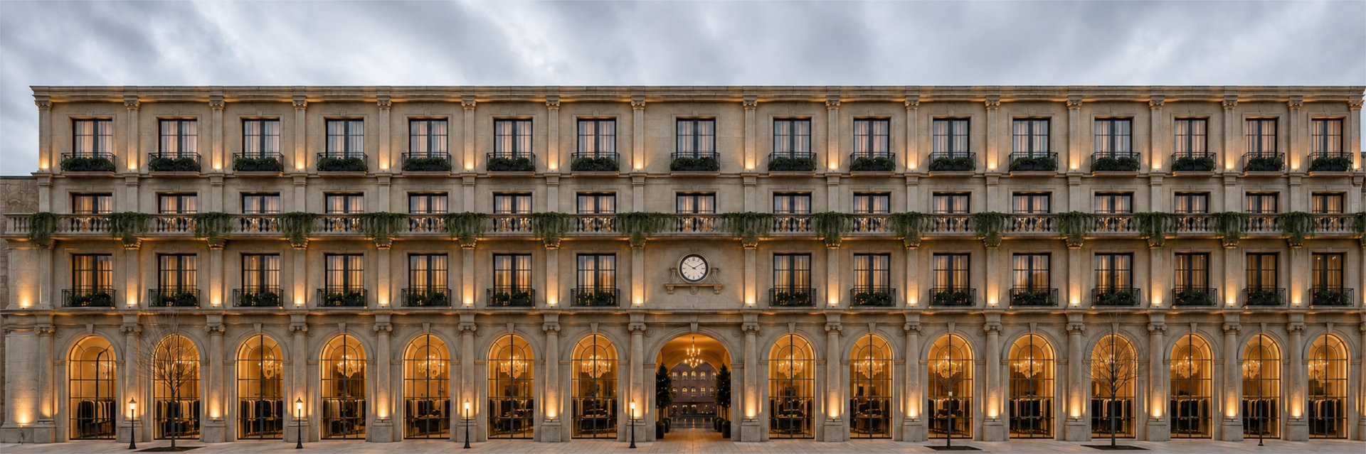 The full length of the façade along the Prom.